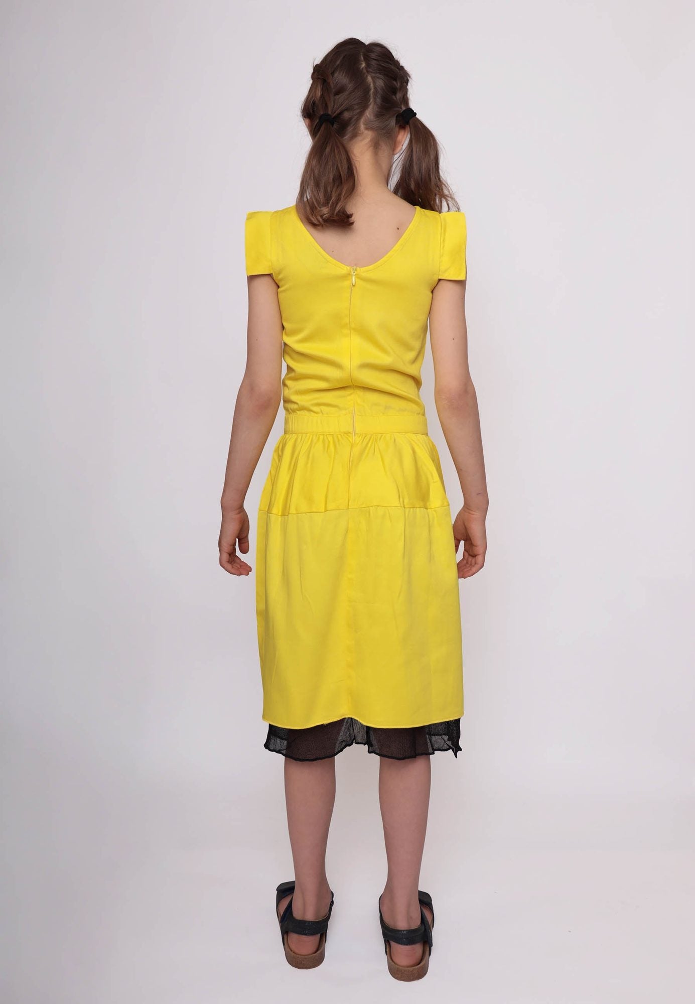 Yellow Embroidered Dress for Girls – view 8 – Infantium Victoria