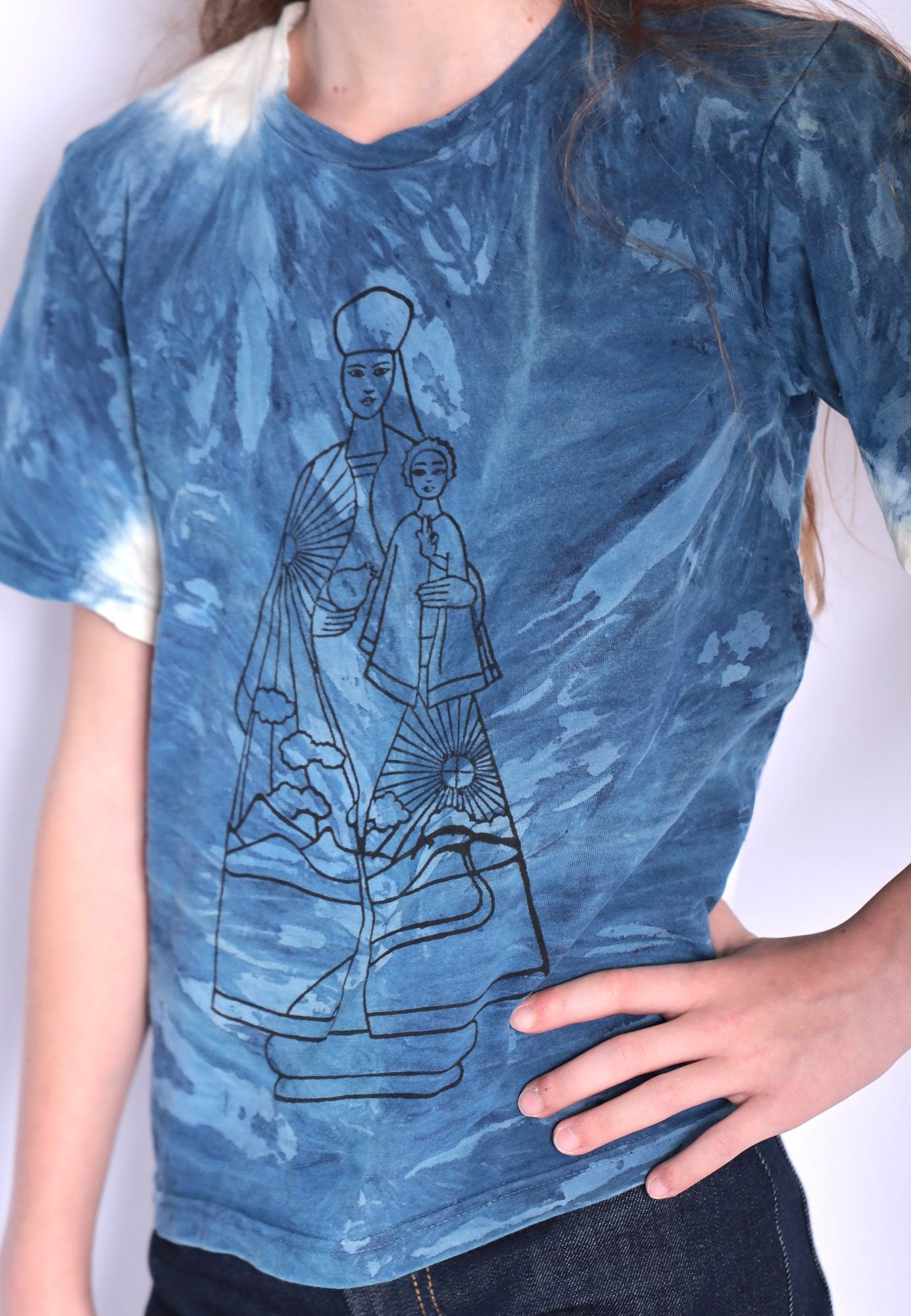Artisanal Girls and Boys T-Shirt naturally dyed Indigo with Hand Print – view 4 – Infantium Victoria