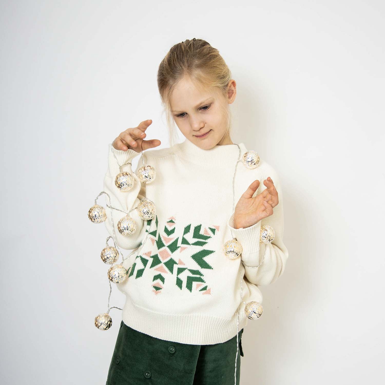 Organic Cotton Christmas Sweater Snowflake – view 3 – Infantium Victoria