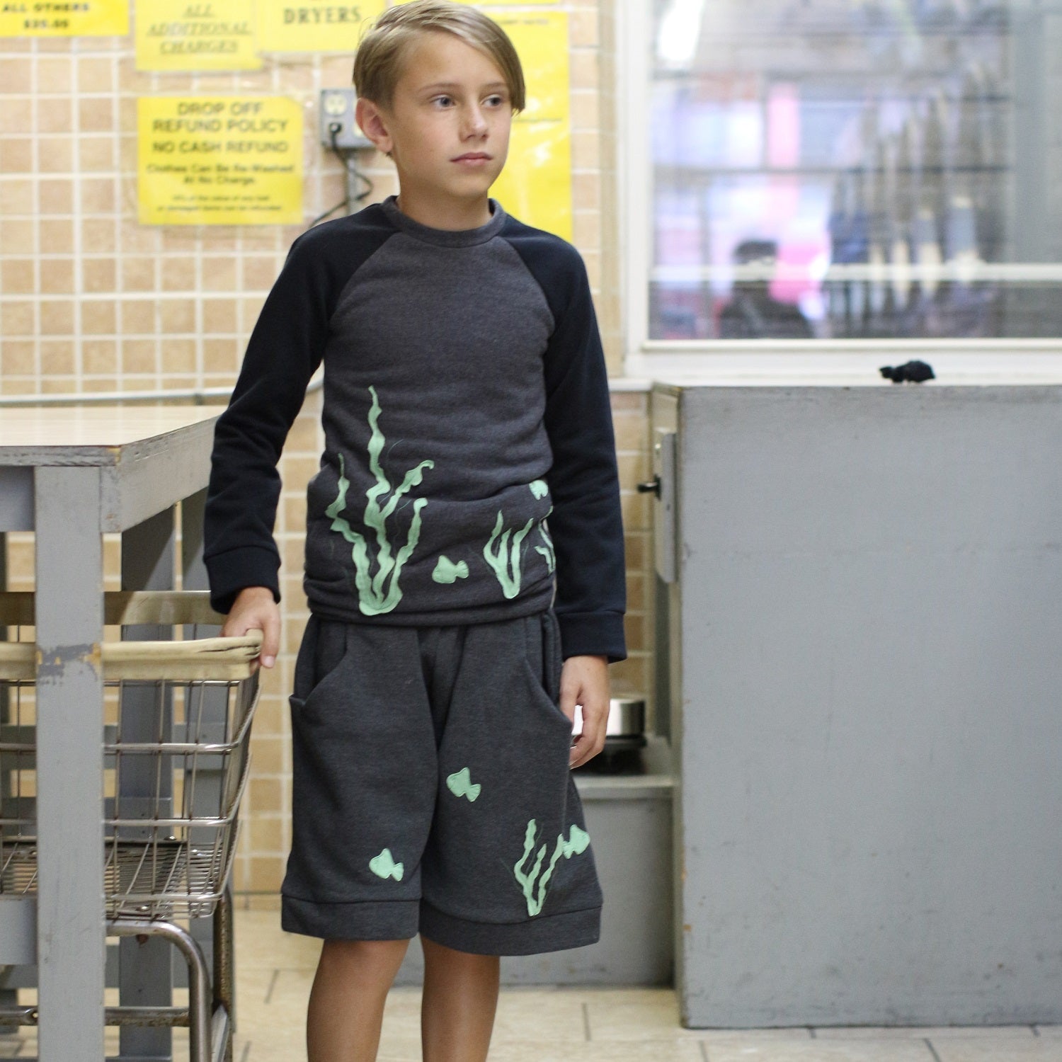 Sweatshirt with Marine Application – view 2 – Infantium Victoria