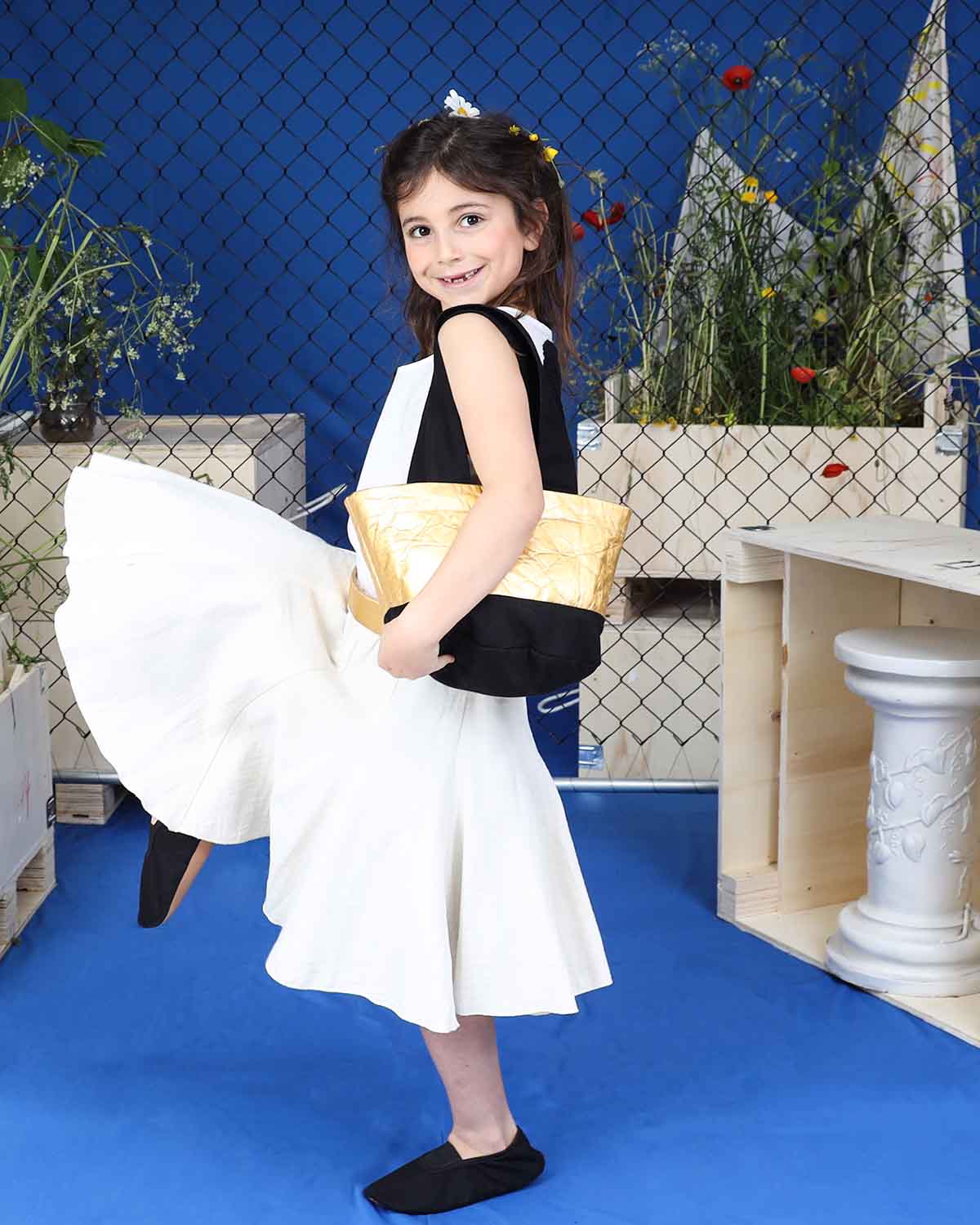 White Circle Skirt – view 2 – Infantium Victoria