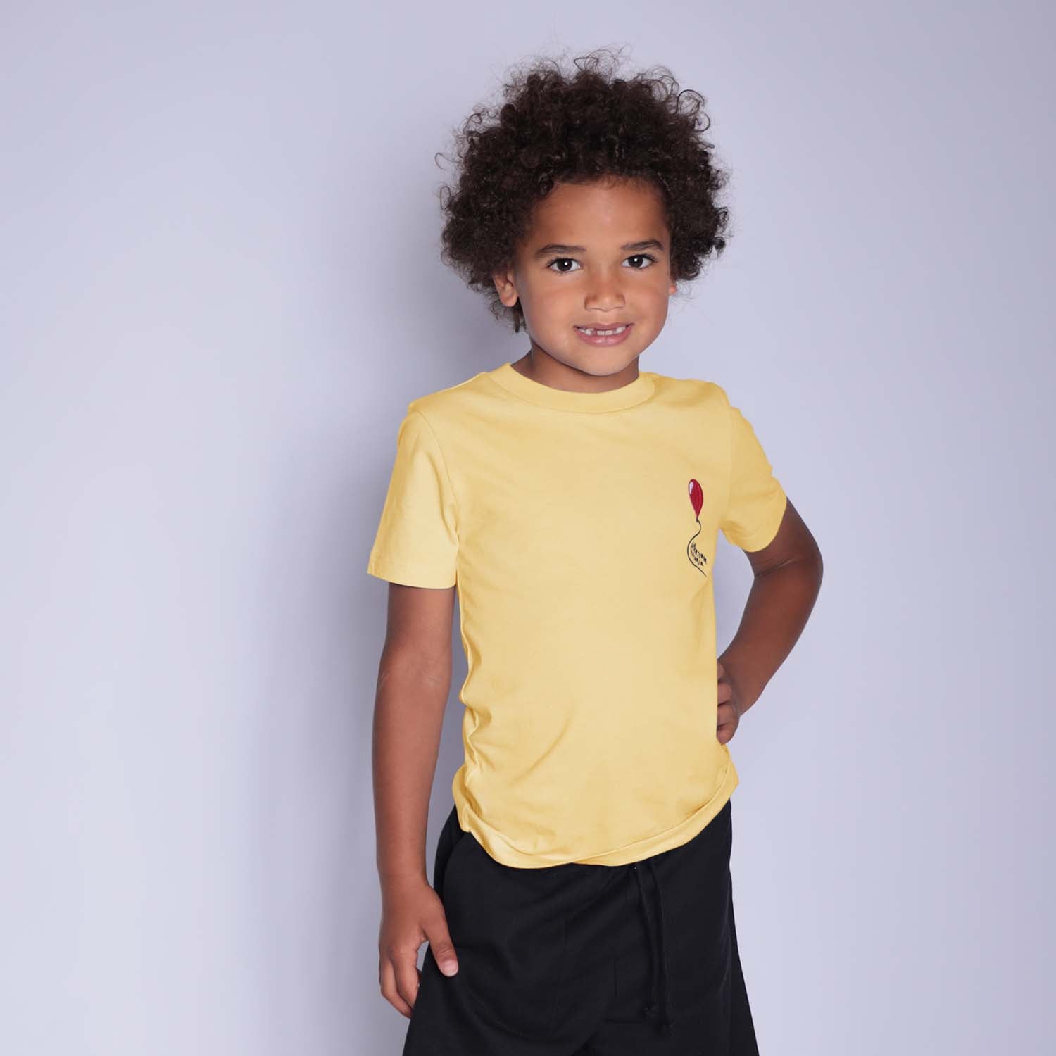Kids T Shirt in Yellow with Embroidery – view 2 – Infantium Victoria