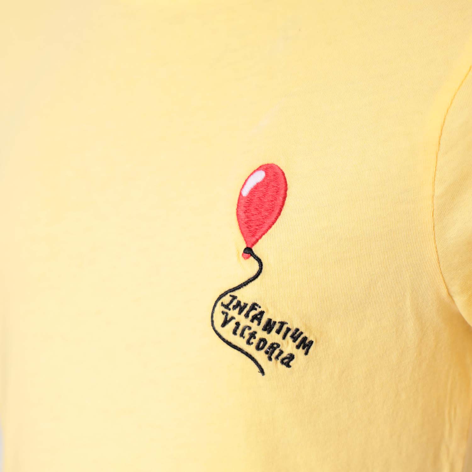 Kids T Shirt in Yellow with Embroidery – view 3 – Infantium Victoria