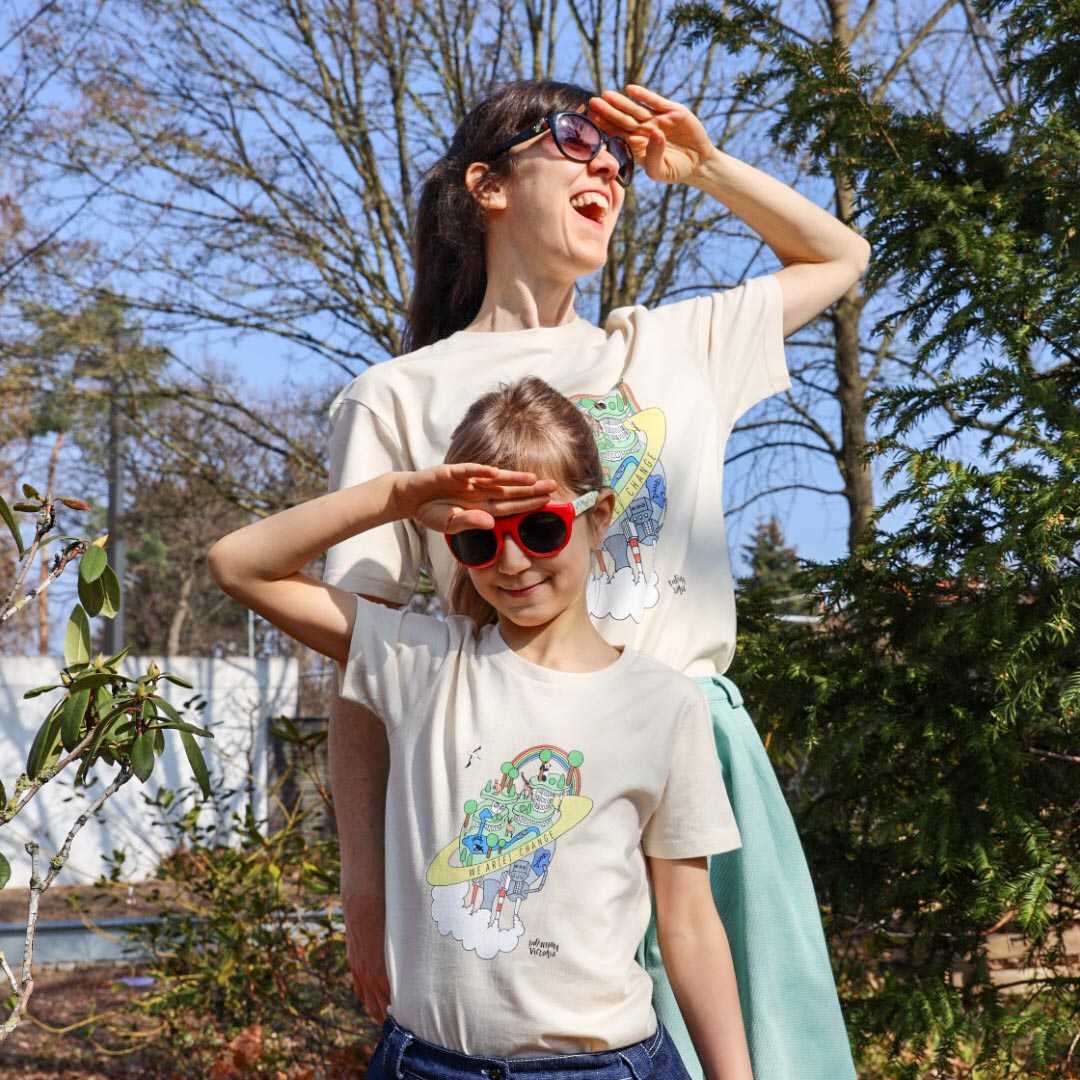 Earth Day T-Shirt - First Edition – view 5 – Infantium Victoria
