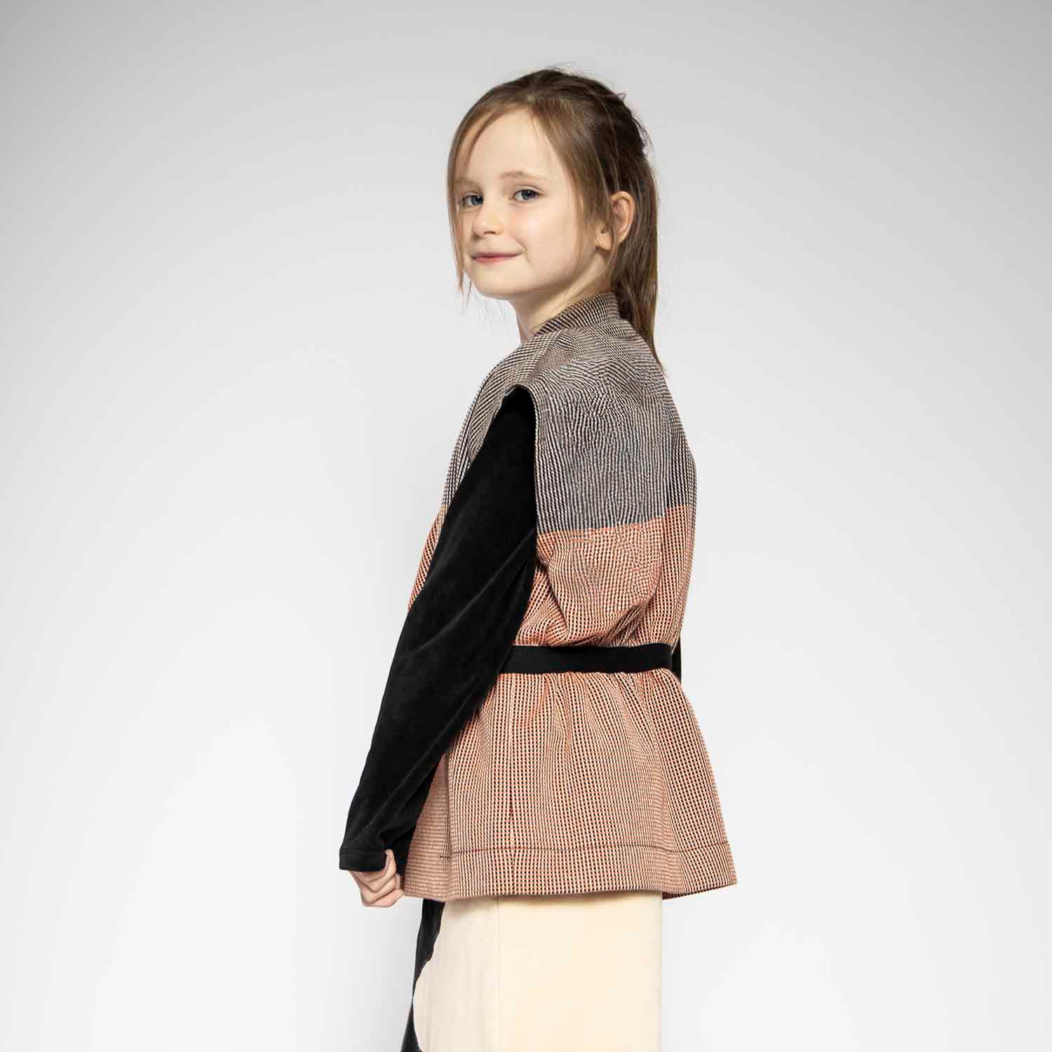 Multicolored Sleveless Jacket with Appliquè – view 4 – Infantium Victoria