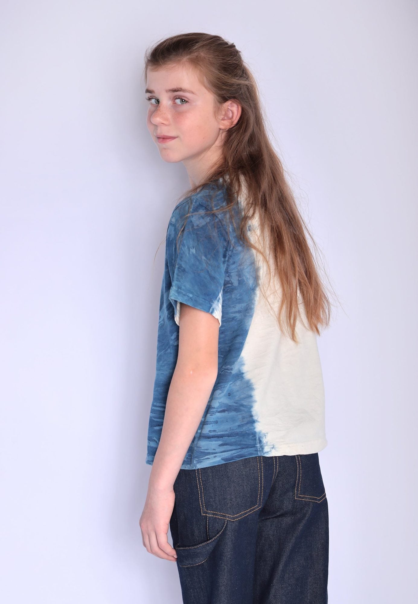Artisanal Girls and Boys T-Shirt naturally dyed Indigo with Hand Print – view 3 – Infantium Victoria