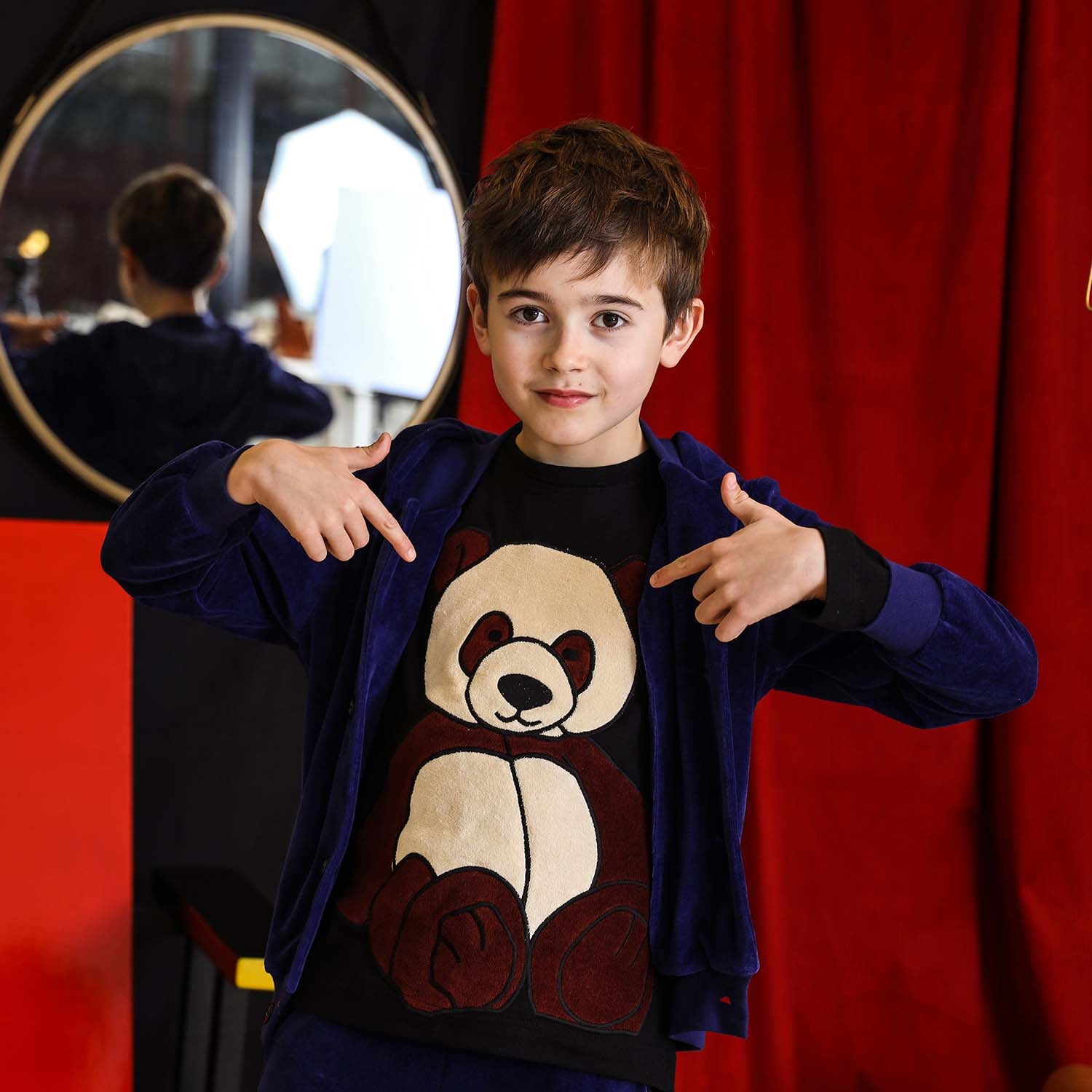 Kids Black T-Shirt with Panda Application – view 3 – Infantium Victoria