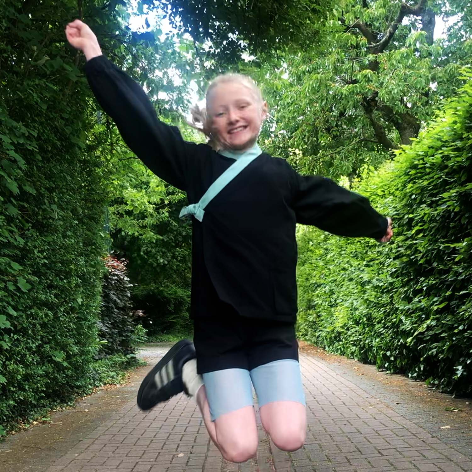 Kids' Sheer Jersey Shorts in Blue Tulle – view 2 – Infantium Victoria