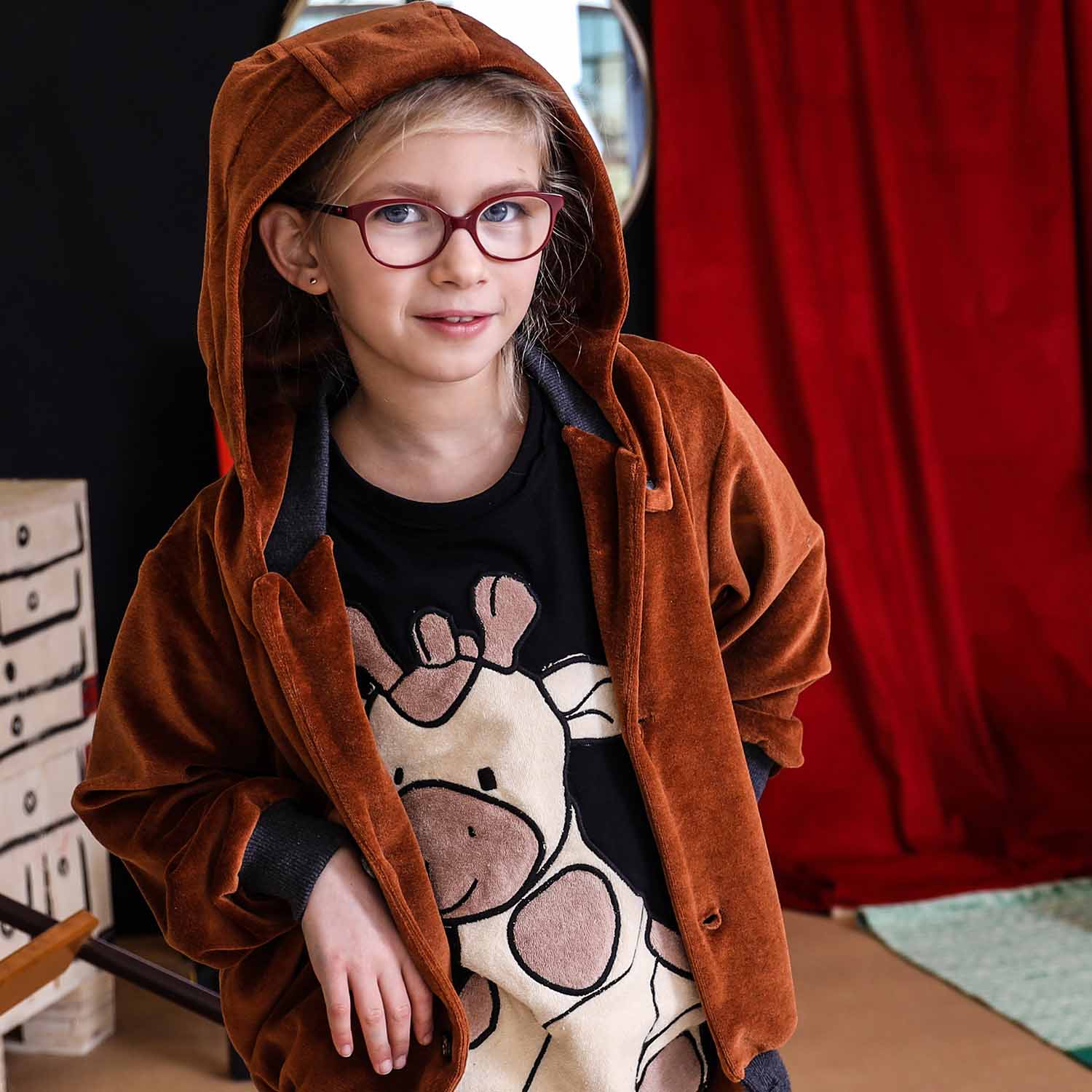 Kids Copper Velvet Hoodie – view 3 – Infantium Victoria