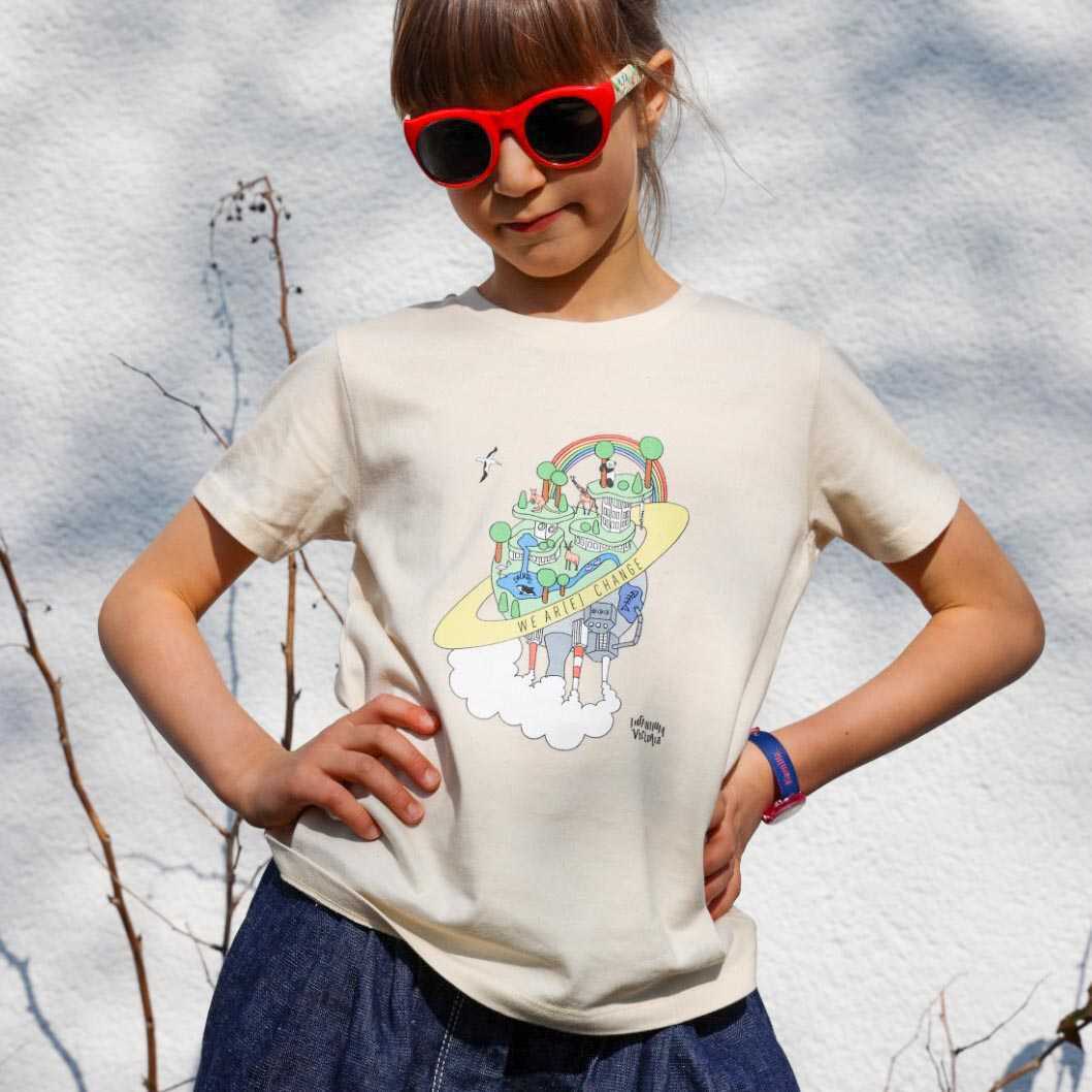 Earth Day T-Shirt - First Edition – view 2 – Infantium Victoria